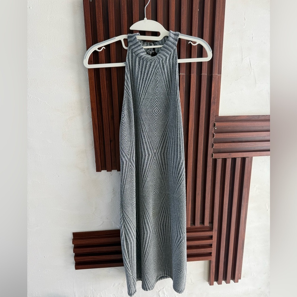 One Clothing Black and White Geometric Midi Dress